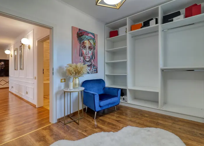 14Th Luxury Flat